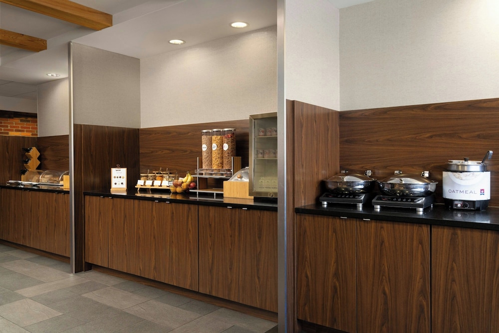 Fairfield Inn & Suites by Marriott Chattanooga 24/42