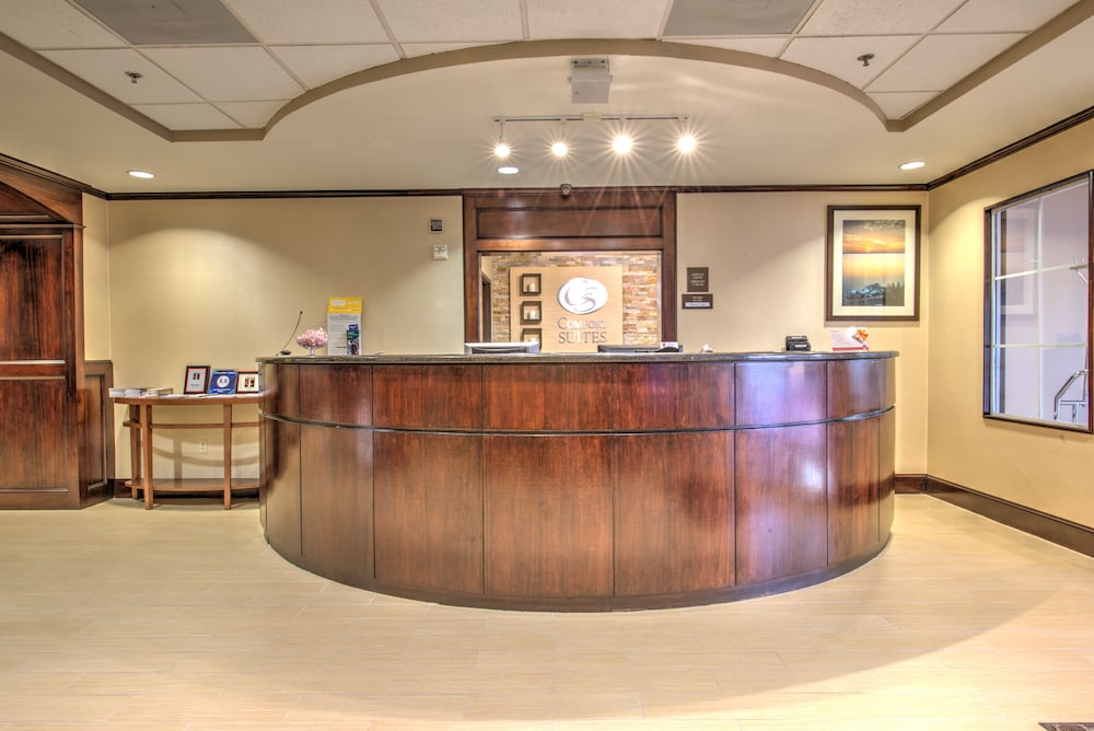 Comfort Suites Tomball Medical Center, TX 18/57
