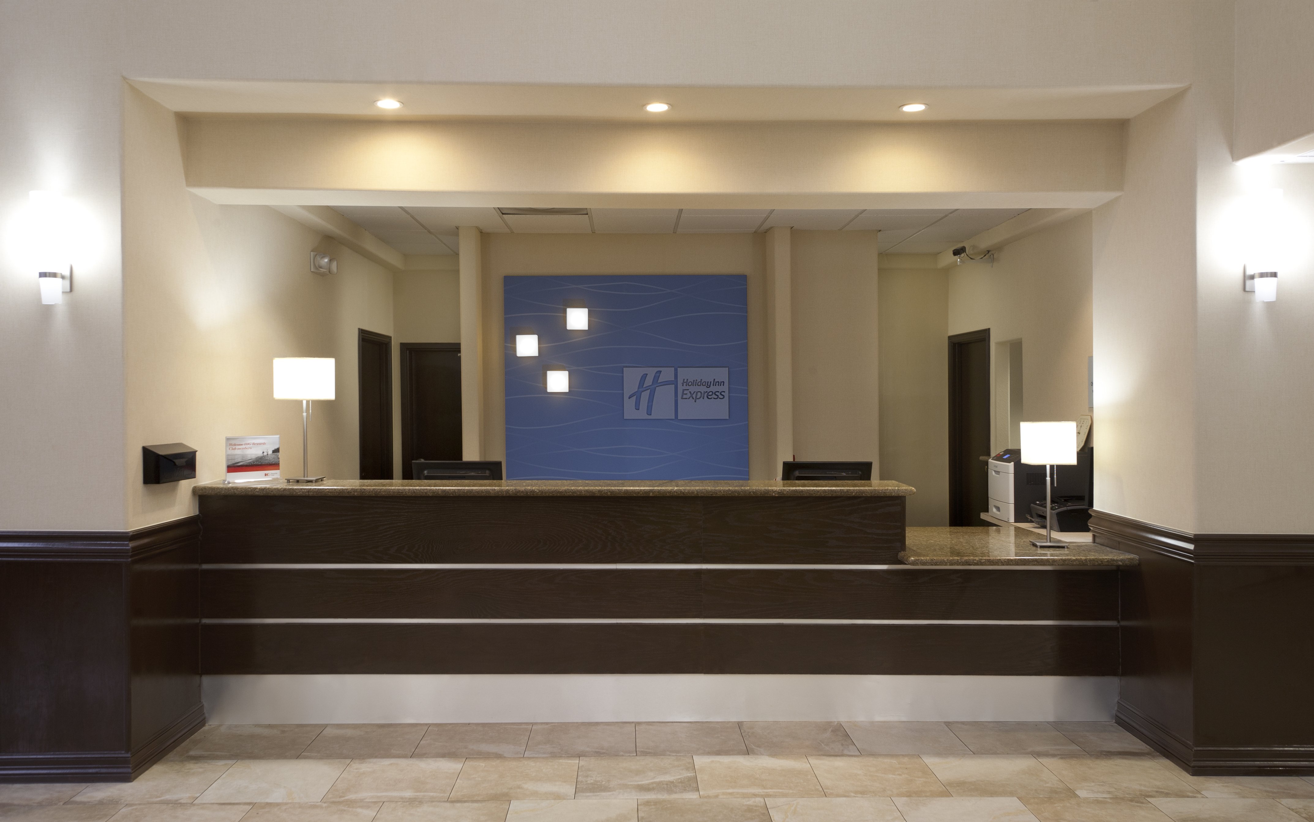 Holiday Inn Express Hotel Suites Brownsville 4/62