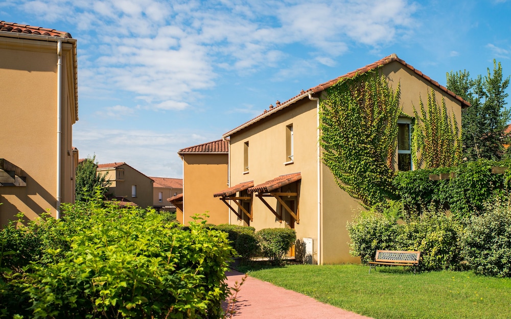 RESIDENCE LAGRANGE VACANCES LE CLOS DES VIGNES 32/40
