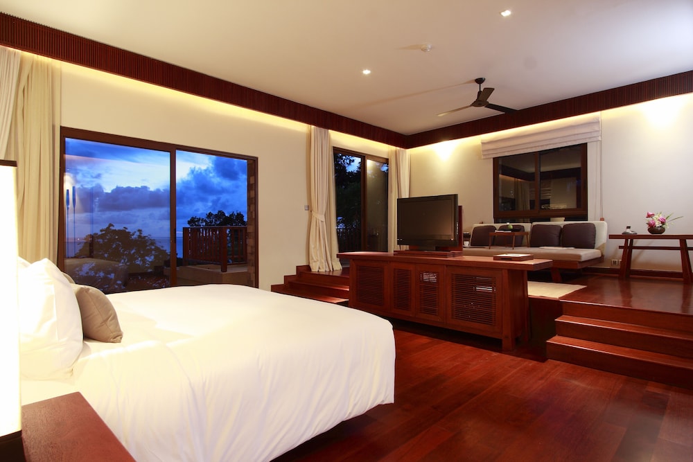 Paresa Resort Phuket 25/90
