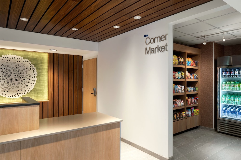 Fairfield Inn and Suites by Marriott Denver Southwest/Lakewood 7/40