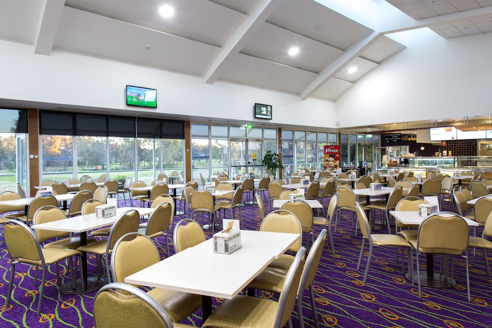 Thurgoona Country Club Resort 34/56