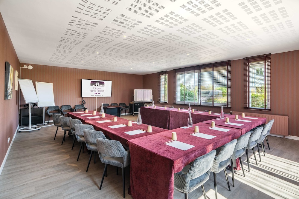 Hotel Le Manoir de La Poterie And Spa 61/72