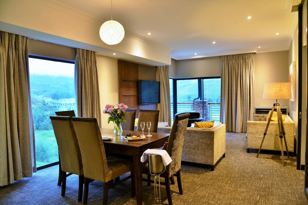 PREMIER RESORT SANI PASS 43/71
