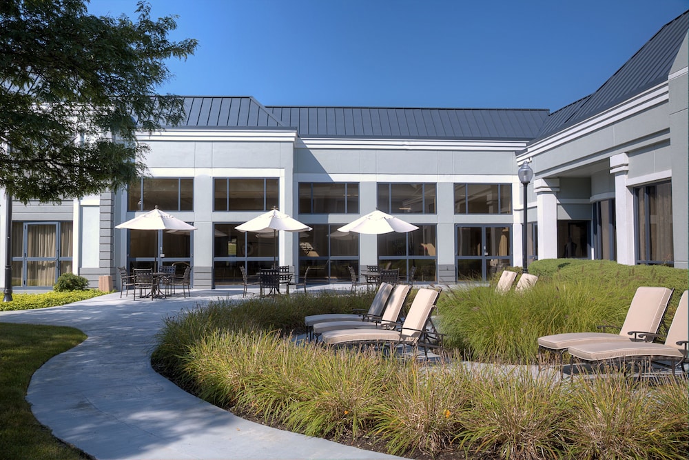 Doubletree By Hilton Detroit Novi 5/74