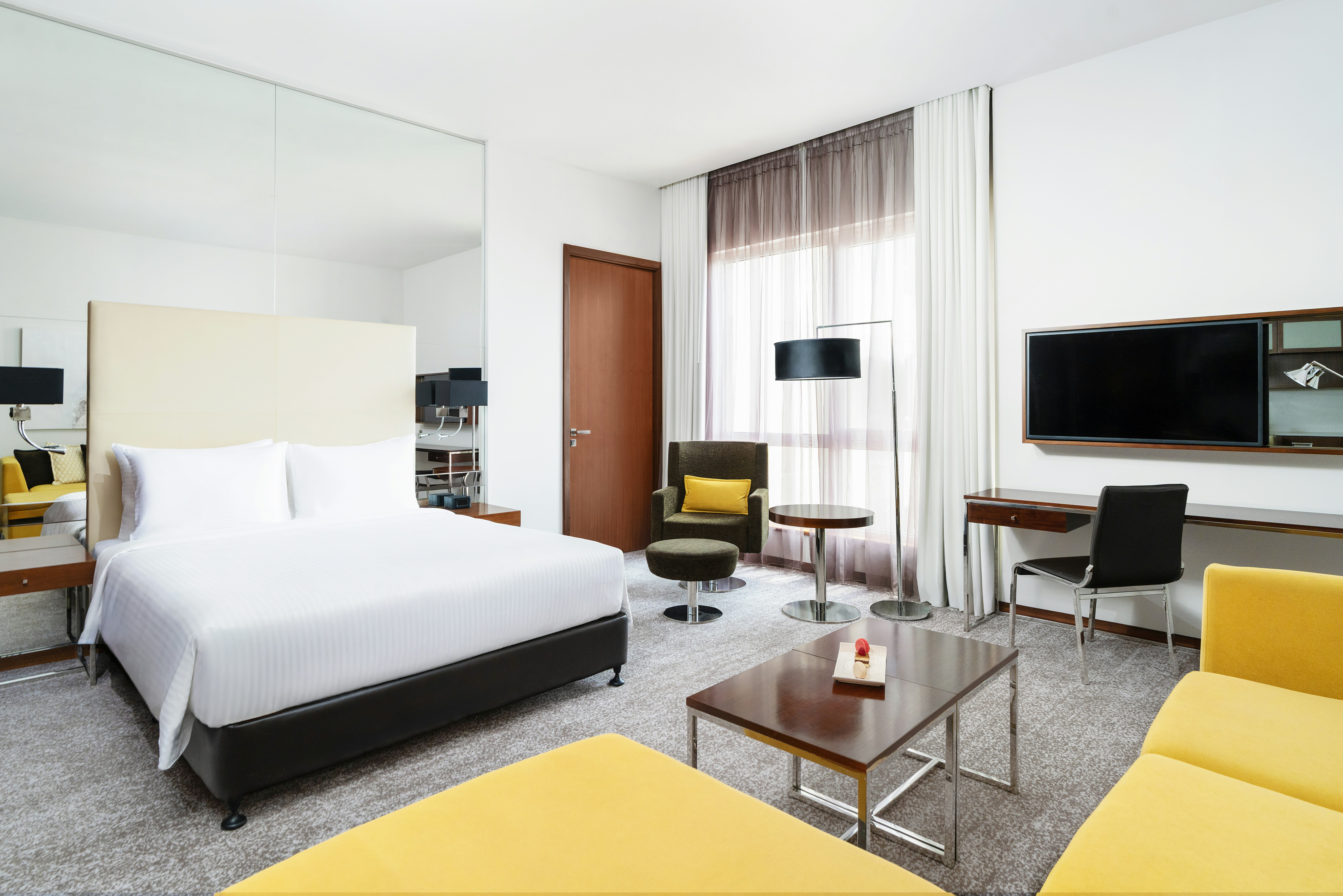 سنترو كورنيش الخبر من روتانا(Centro Corniche Al Khobar By Rotana) 33/85
