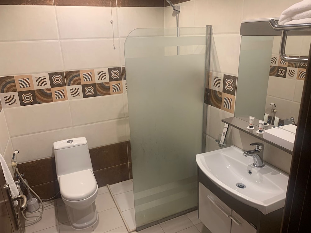 Taj Nakhba Hotel 23/24