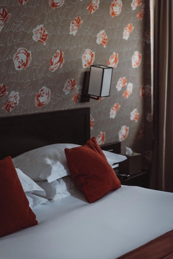 Hotel France D antin Opera 22/55