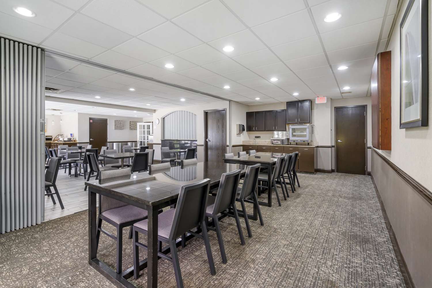 Best Western Suites Columbus 28/35