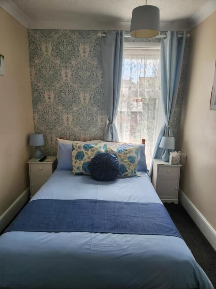 OYO Twins Palms Guest House 23/59