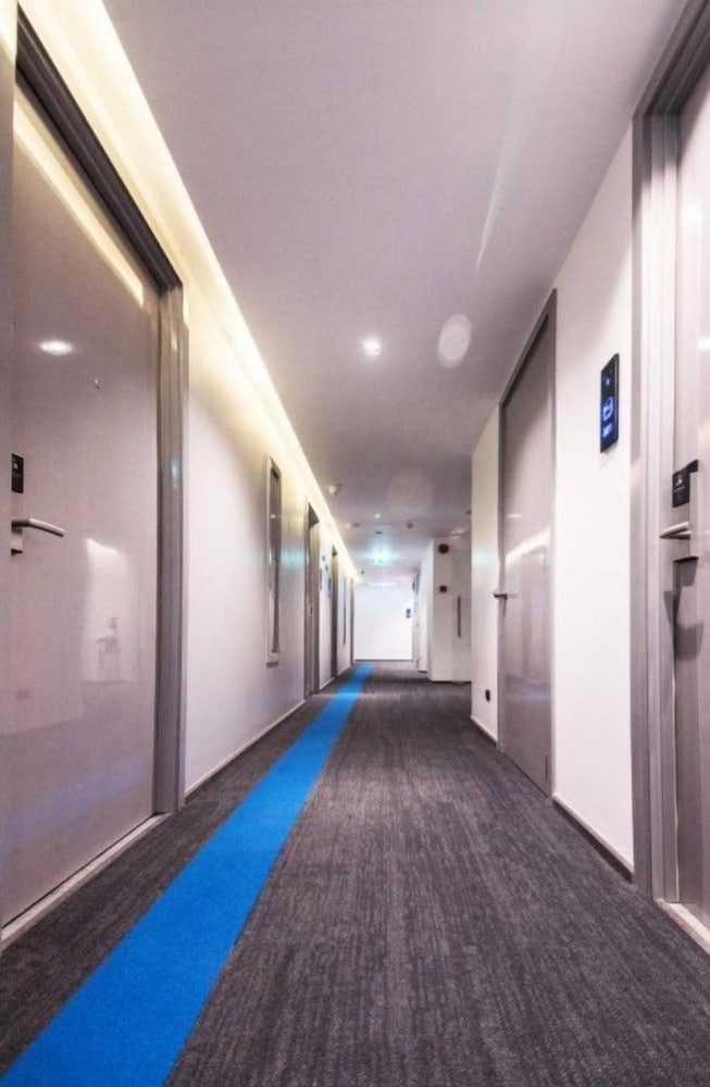 Sora Hotels Silom 40/68