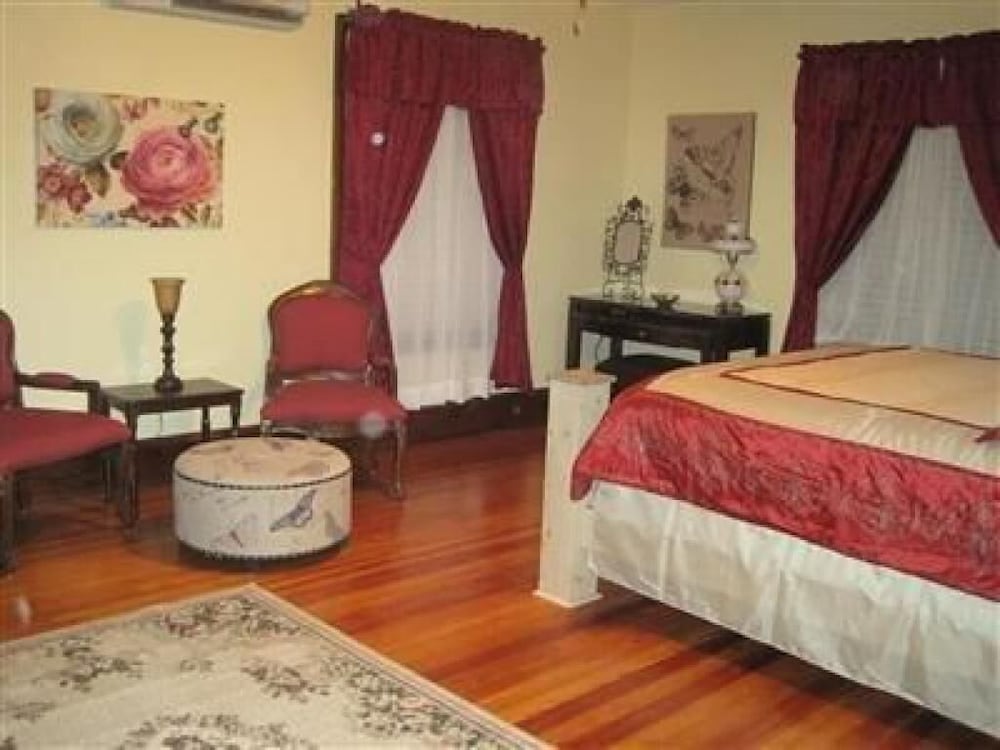Walton Manor Inn Bed &amp; Breakfast 5/27