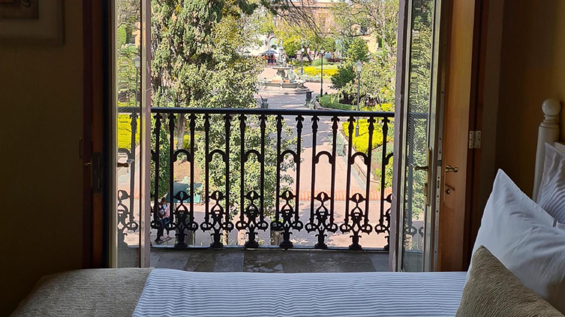 غرفة بسريرين منفصلين بإطلالة على المدينة، Gran Hotel de Queretaro 4/5