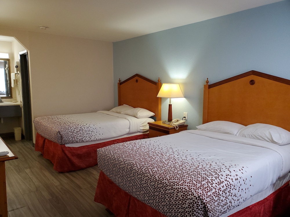Travel Inn Hazen 24/63