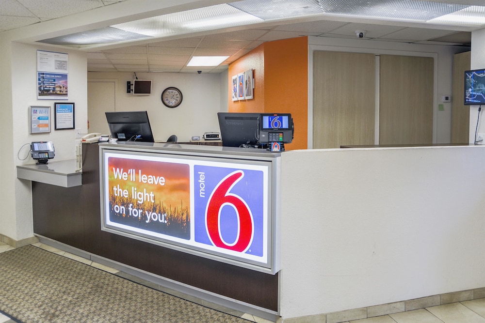 Motel6 Duluth, MN 8/59