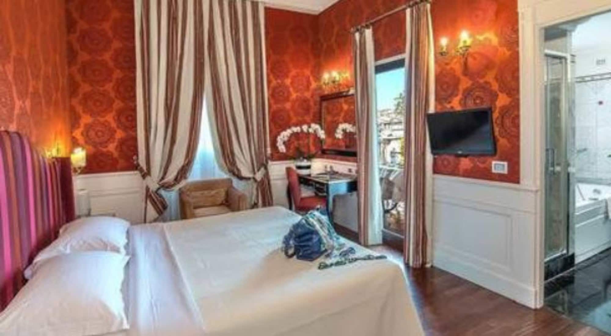 PENTHOUSE, SUITE