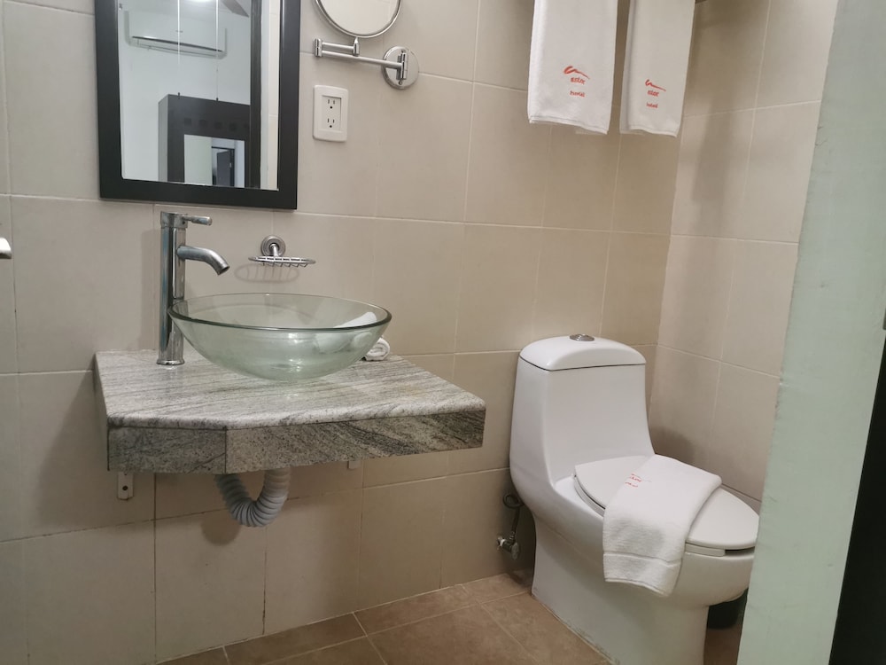 MARAZUL HOTEL BOUTIQUE 53/54