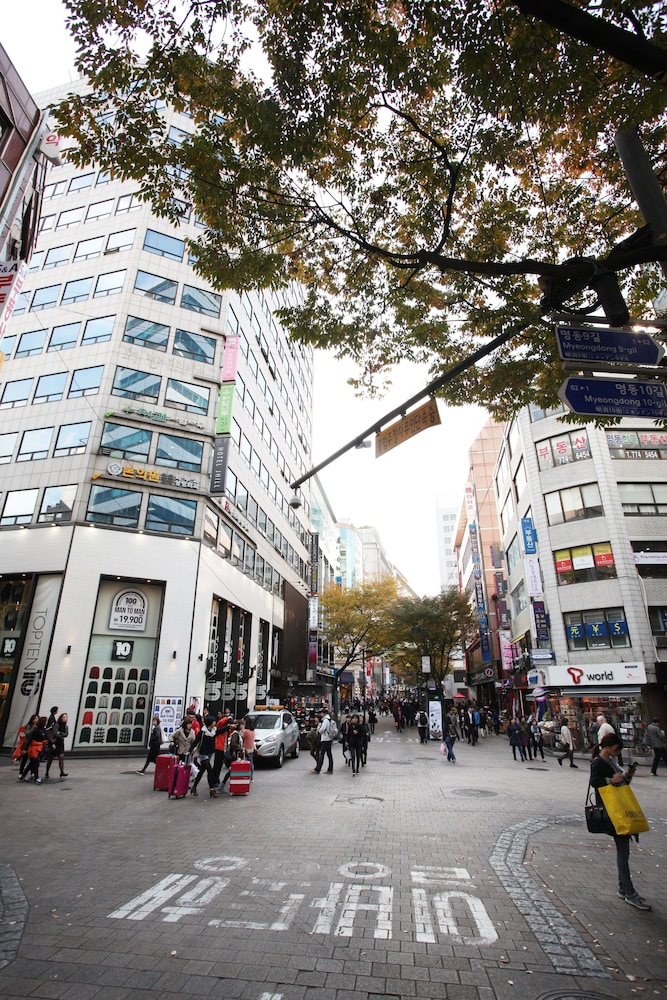 Step Inn Myeongdong 1 64/72