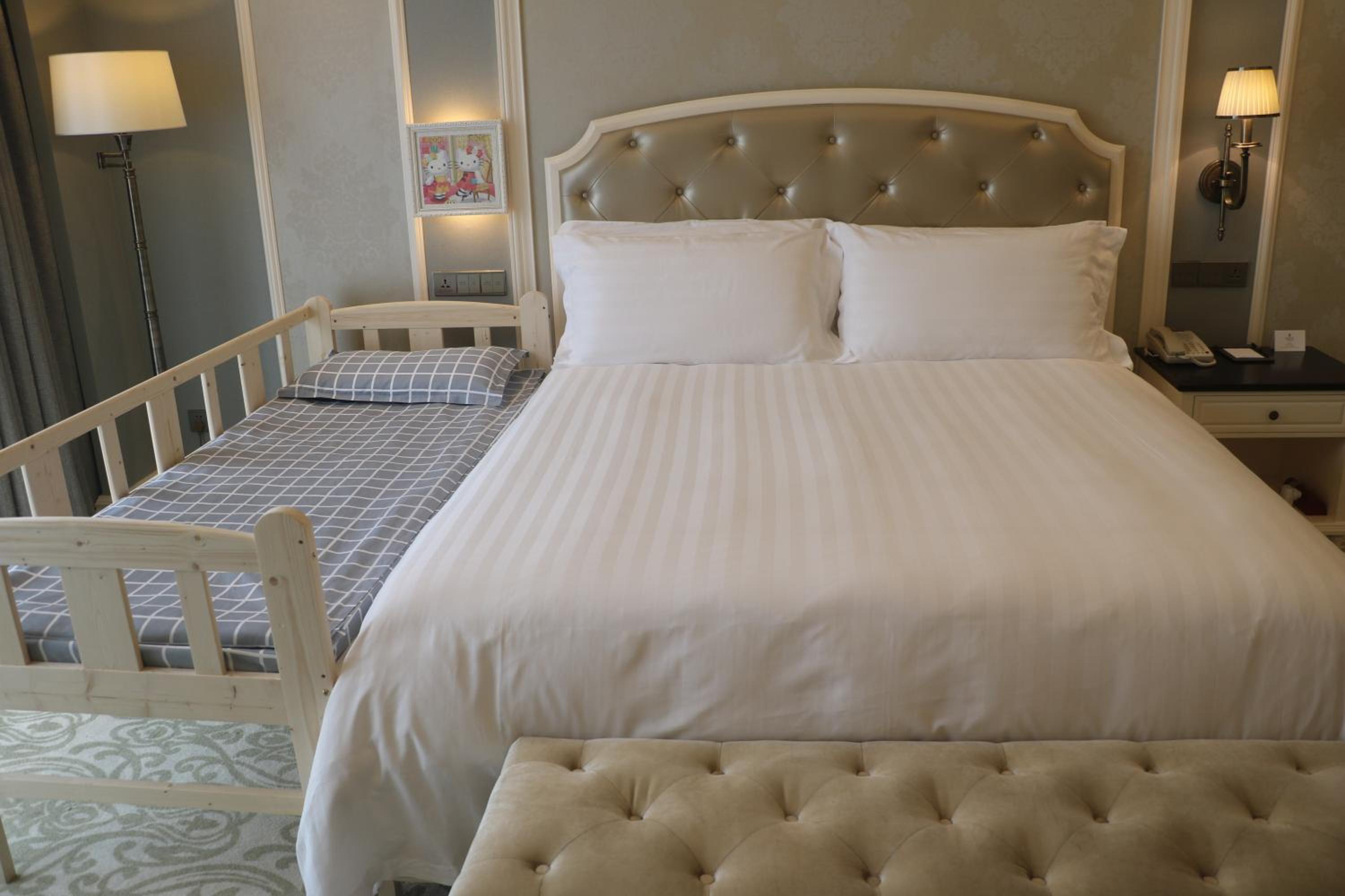 Yinrun Jinjiang Castle Hotel 12/33