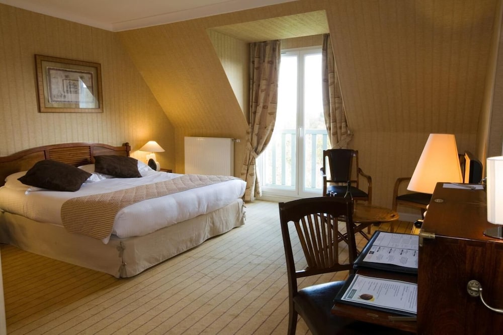 Domaine de Villers Hotel Restaurant Amp Spa 12/63