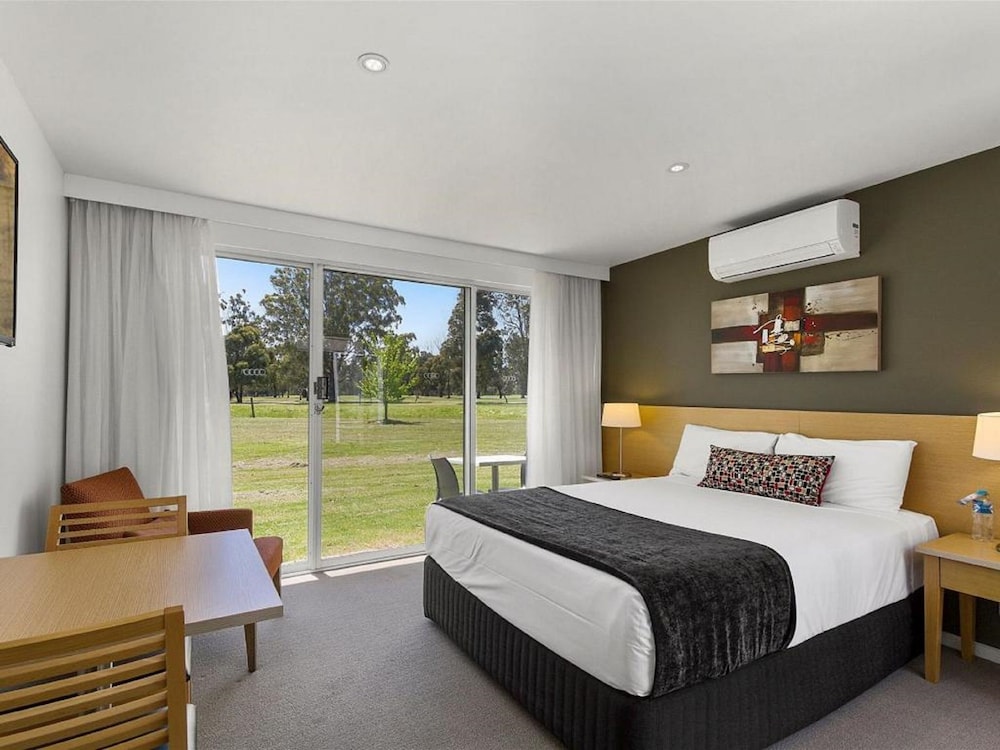 جناح بسرير كوين، Quality Inn & Suites Traralgon 3/5