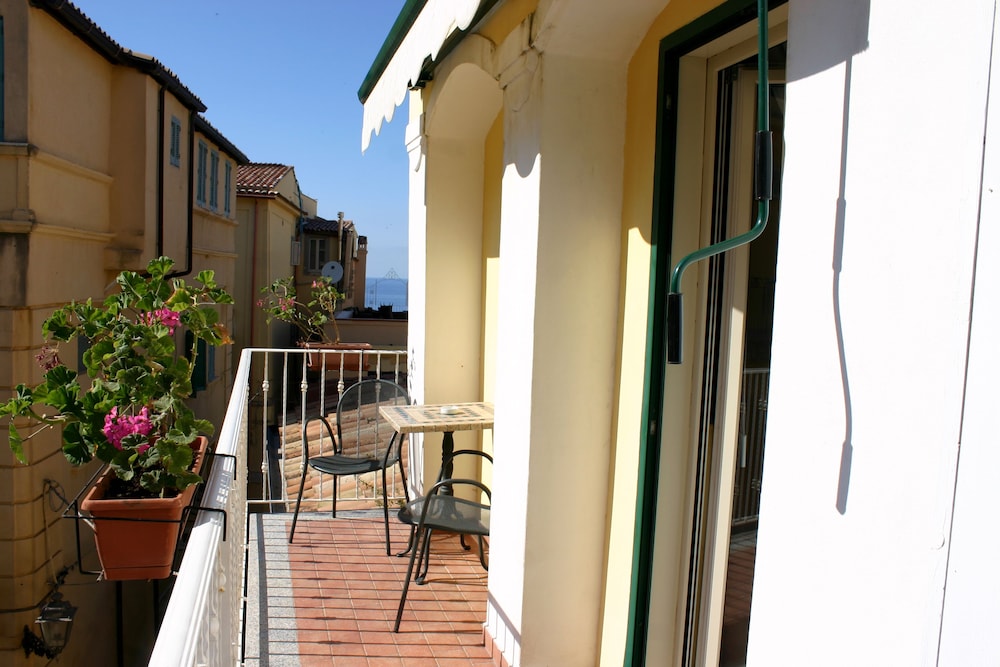 Residenza Cardinale 22/32