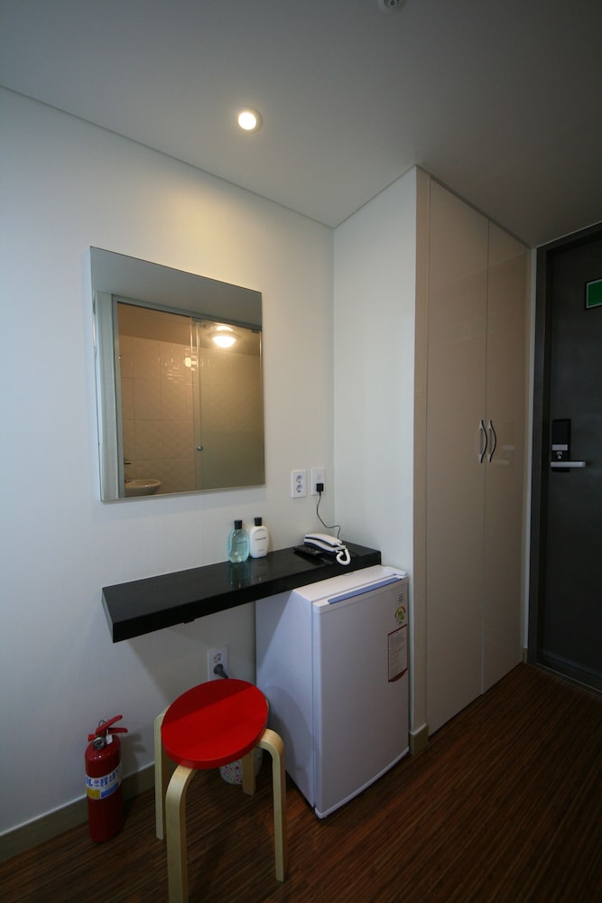 Star Guest House 30/45