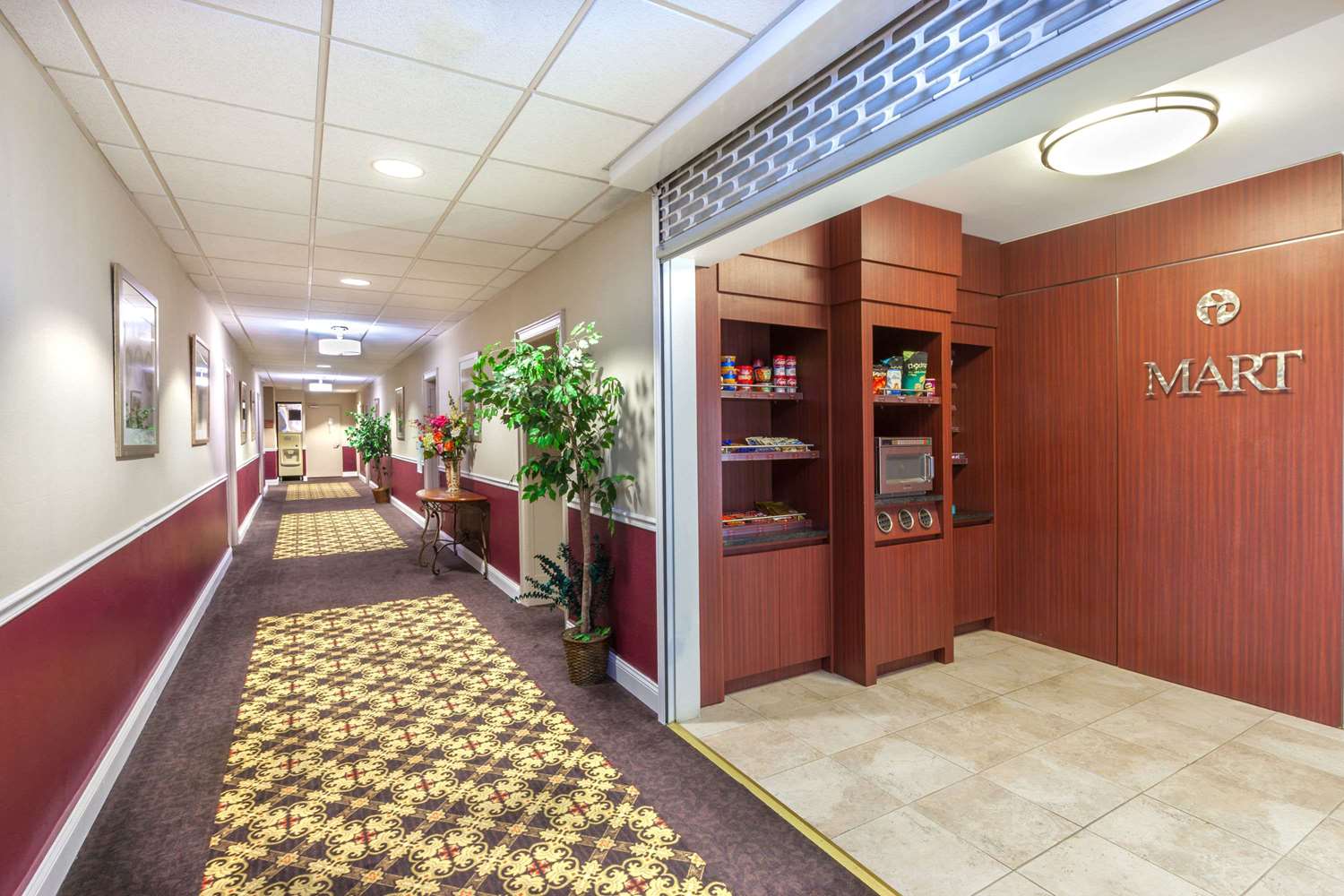 Lobby at Ramada by Wyndham Jersey City, JERSEY CITY - NJ