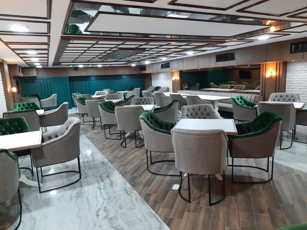 Nadir Business Otel 15/19