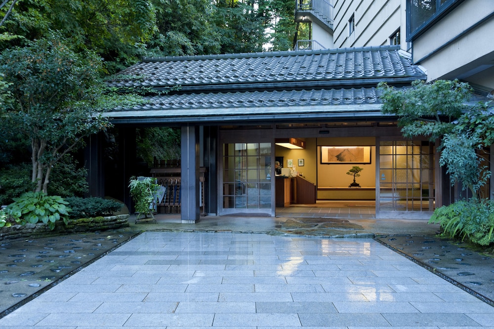 Yoshidaya Sannokaku in KAGA