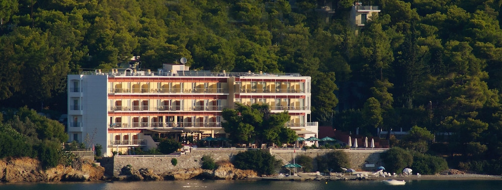 Golden View Beach