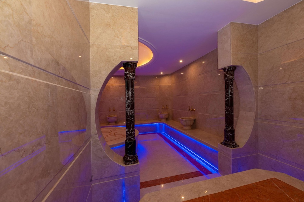 Ramada by Wyndham Istanbul Pera 34/50