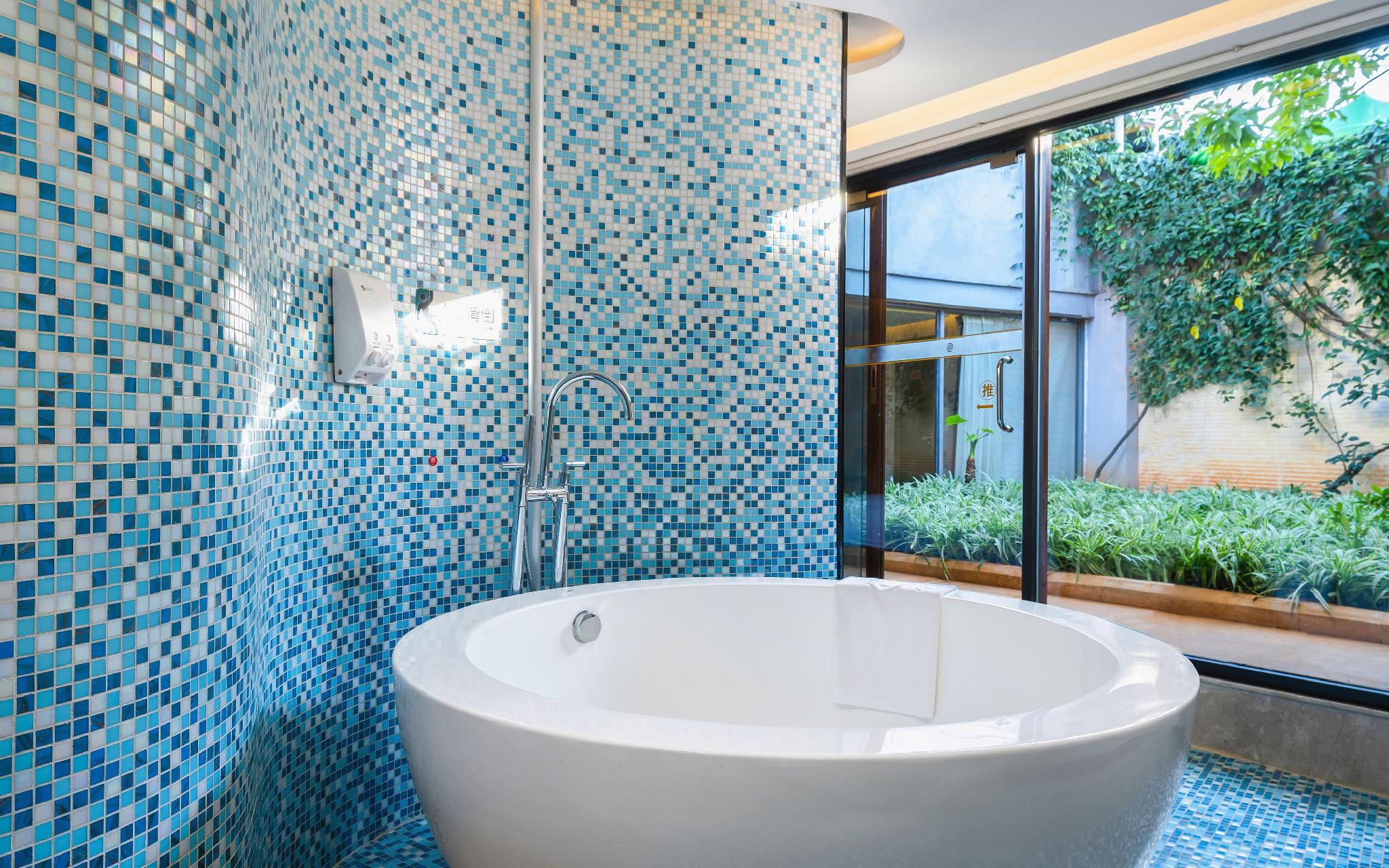 Kunming Shengshi Qianhe Hotel 32/32