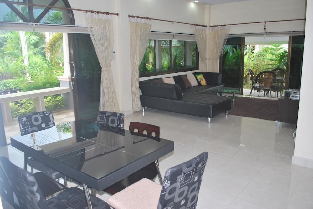 Baan Dusit 15/23