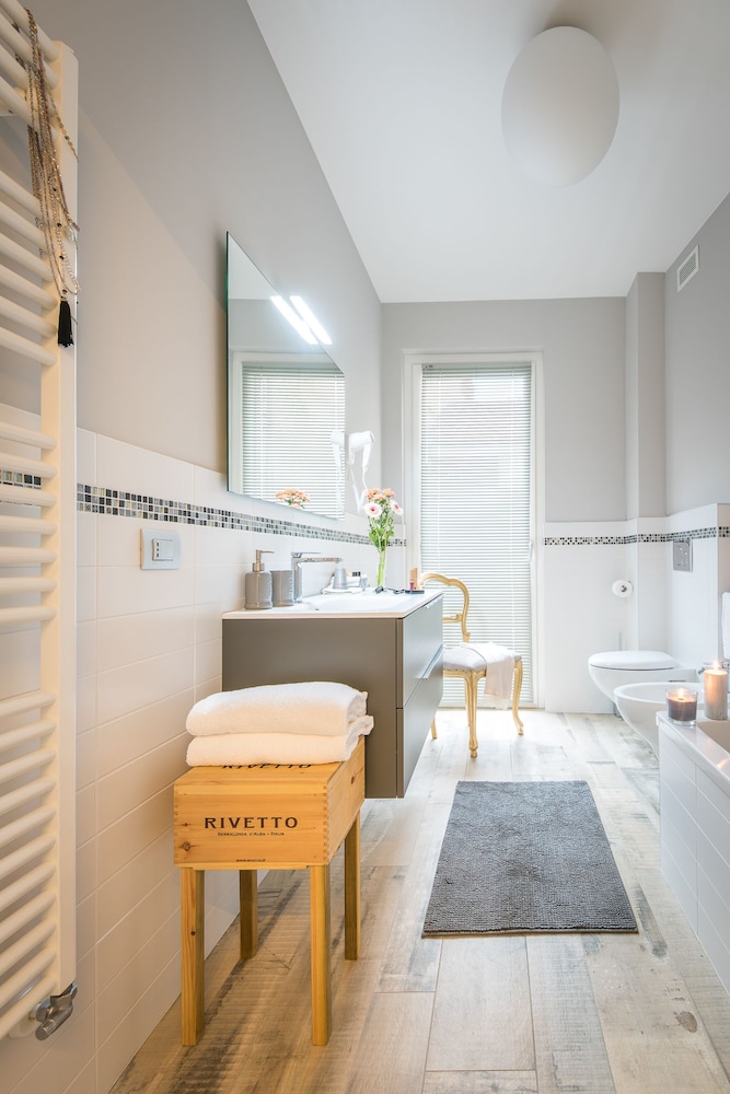 Rivetto Suites 12/37