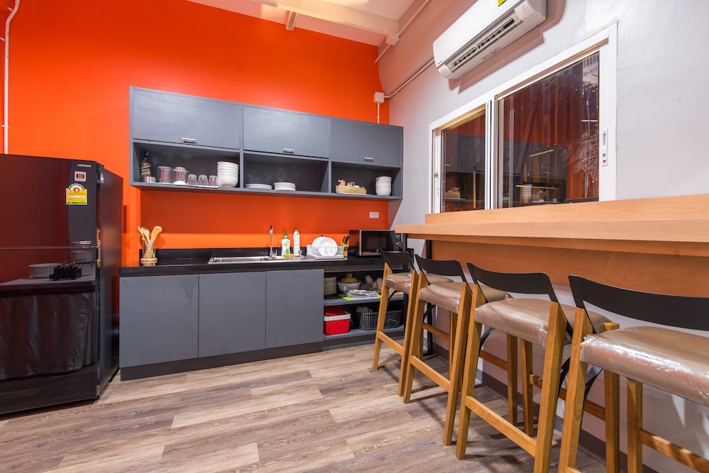 Siam Stadium Hostel 38/54