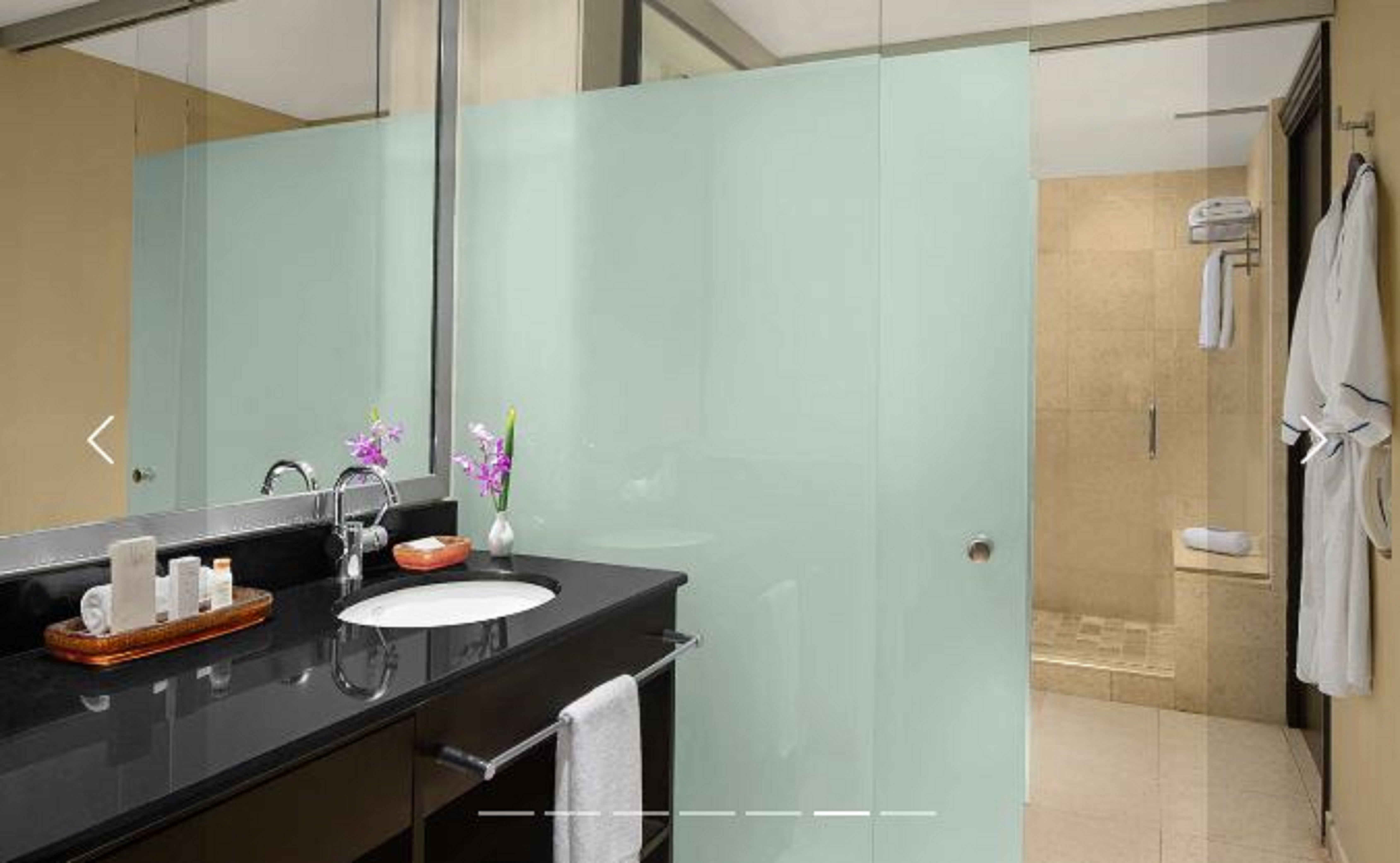 South Beach, Suite