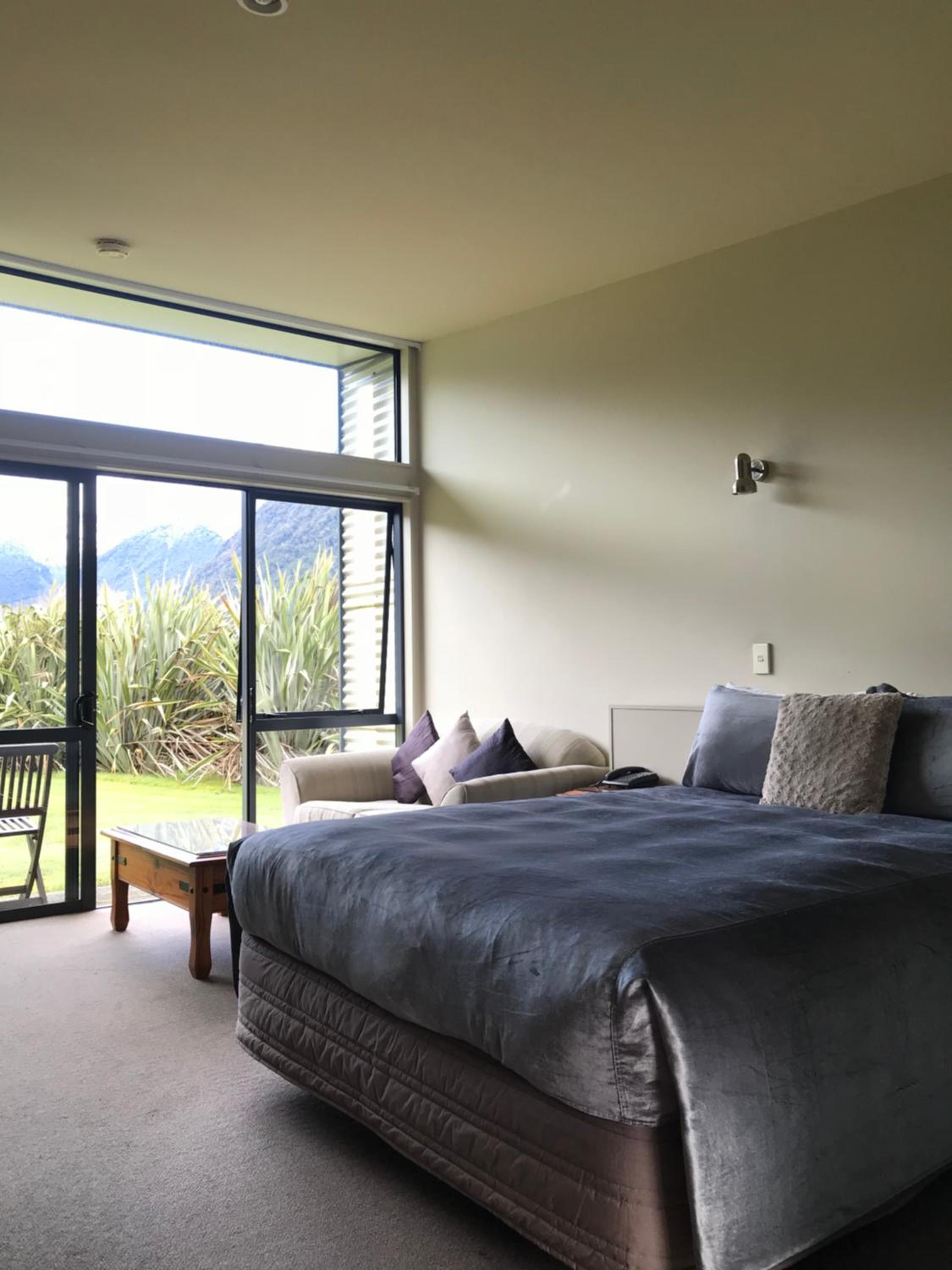 Spa, Premier, Mountain View