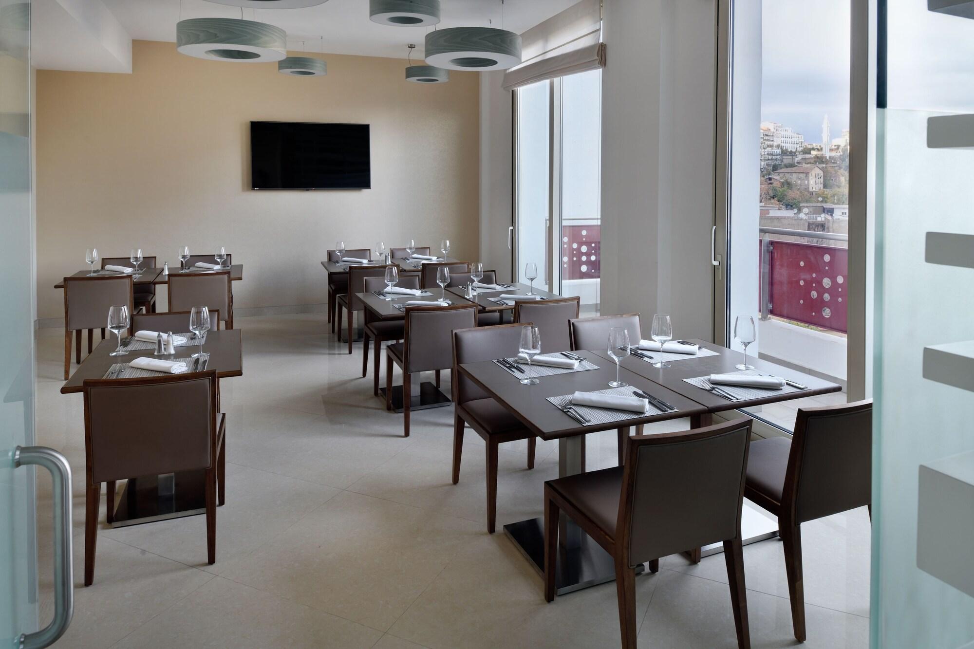 PROTEA HOTEL CONSTANTINE 34/42