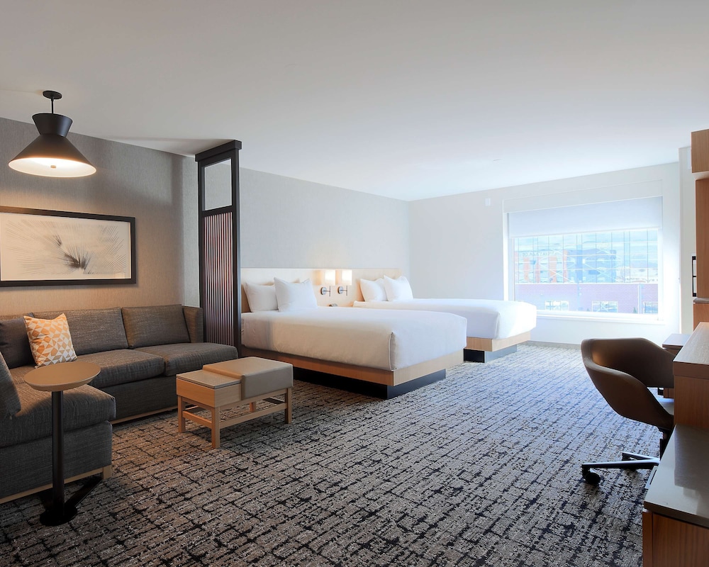 Hyatt Place Moncton 20/50