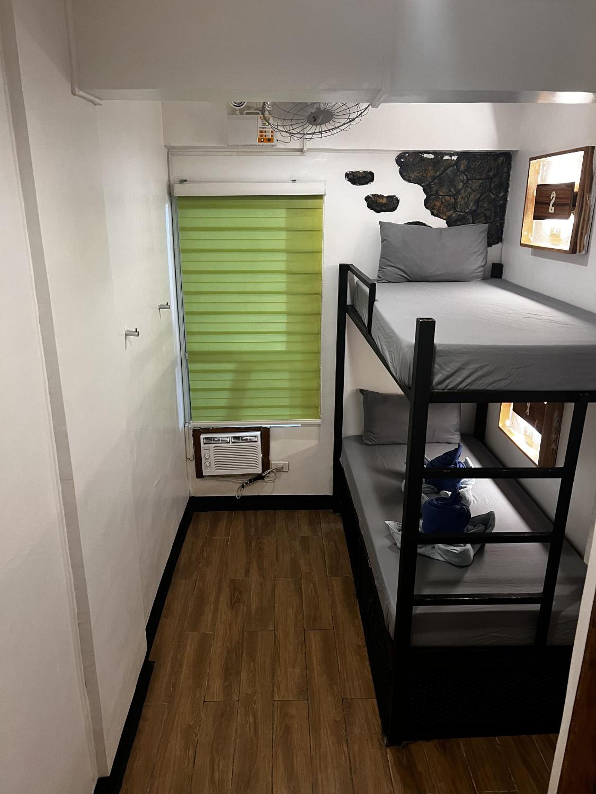 Standard, Single, Twin Beds
