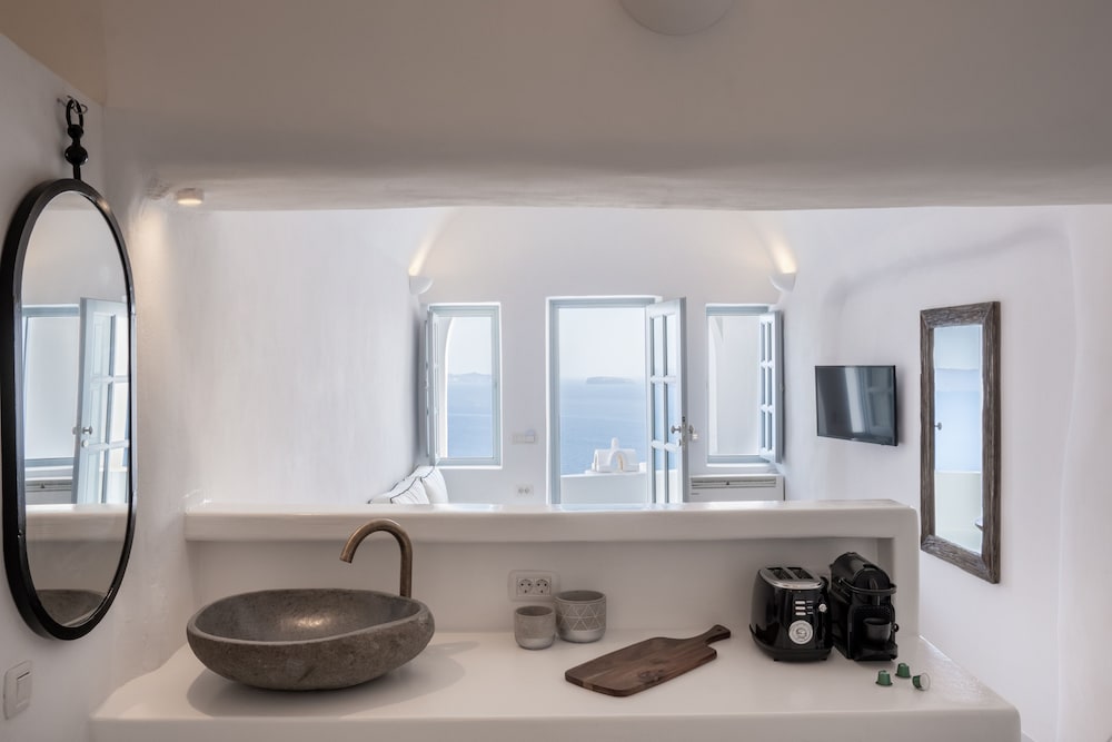 Oia Spirit Boutique Residences 47/50