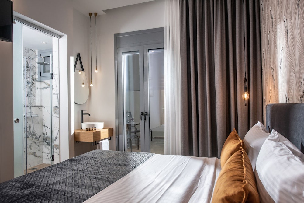 Kipos Boutique Suites 5/29