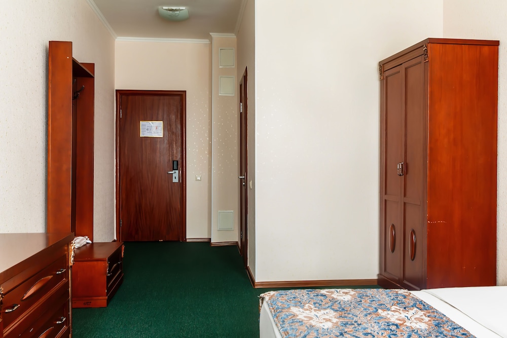 Tengri Hotel 24/61