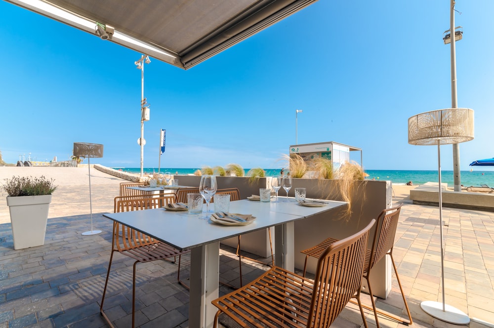 Akquaaa Boutique Hotel 30/48