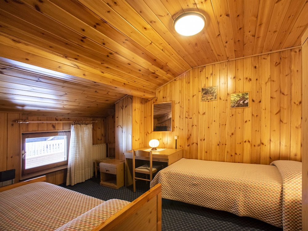 Hotel Adriana 24/44