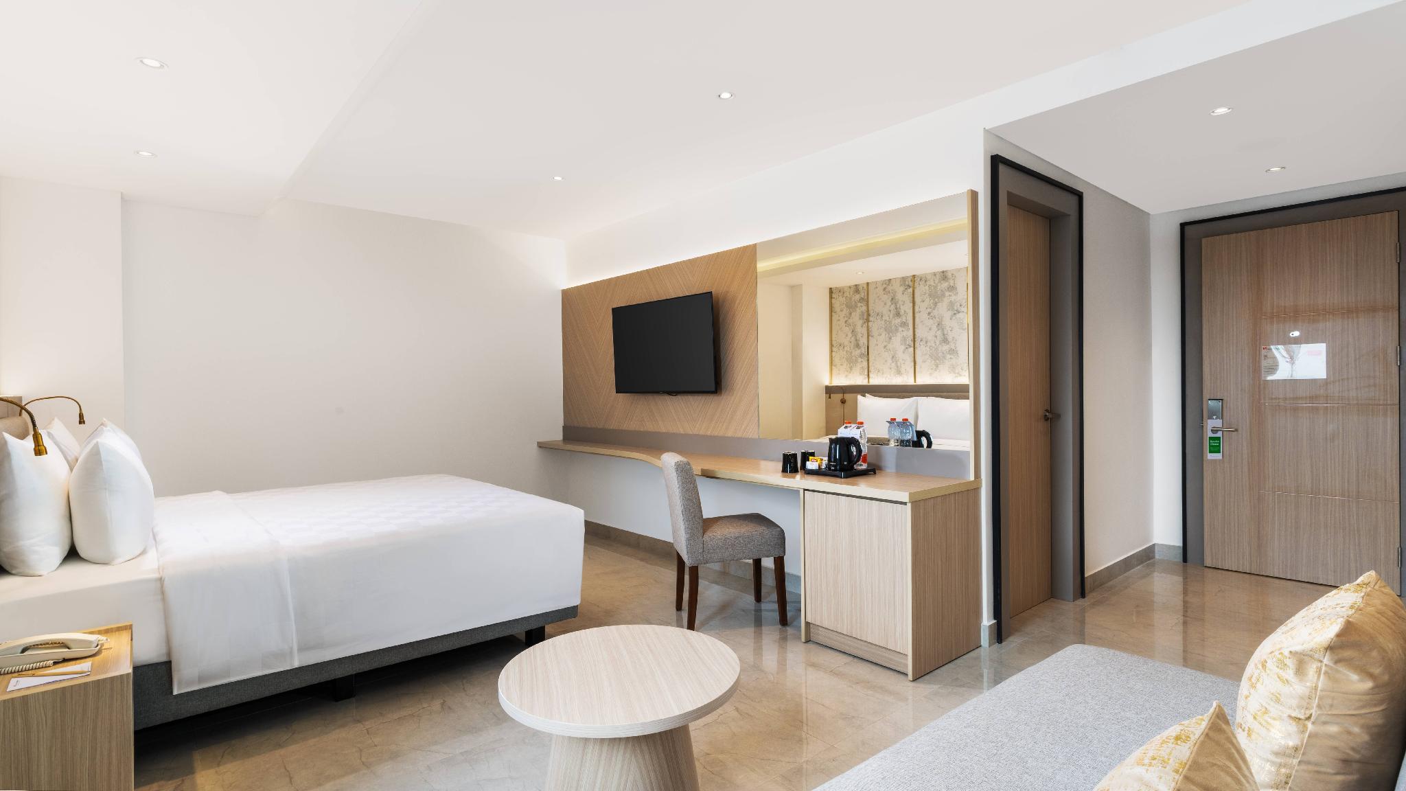Super, Express, King Bed, Queen Bed