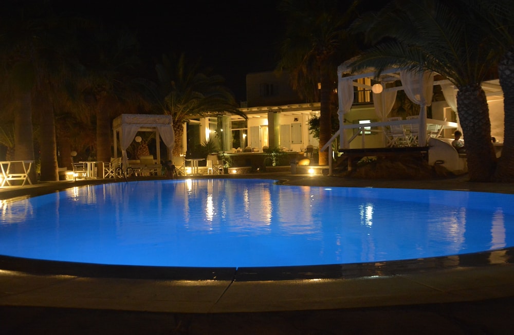 Zephyros Hotel 59/66
