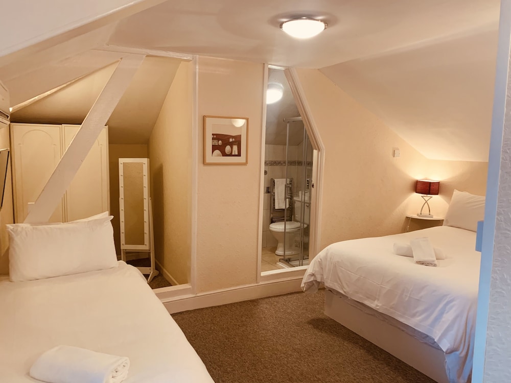 PRESTON HOTEL 15/49